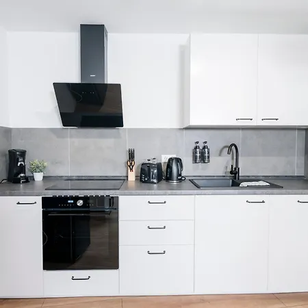 Kocasa-apartments, Zentrum, Wifi, Balkon, Parkplatz, Waipu-tv, City-apartment 01 Pforzheim