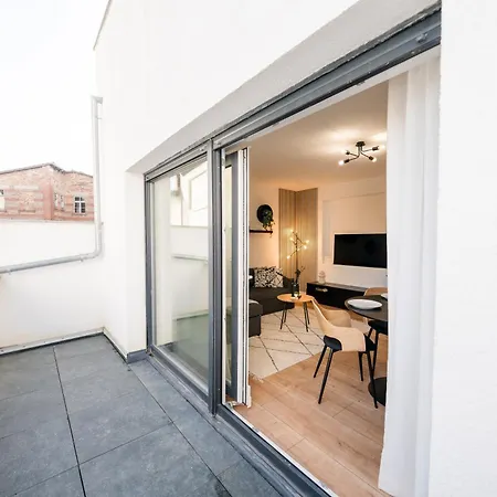 Kocasa-apartments, Zentrum, Wifi, Balkon, Parkplatz, Waipu-tv, City-apartment 01 Apartment