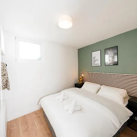 Kocasa-apartments, Zentrum, Wifi, Balkon, Parkplatz, Waipu-tv, City-apartment 01 Pforzheim